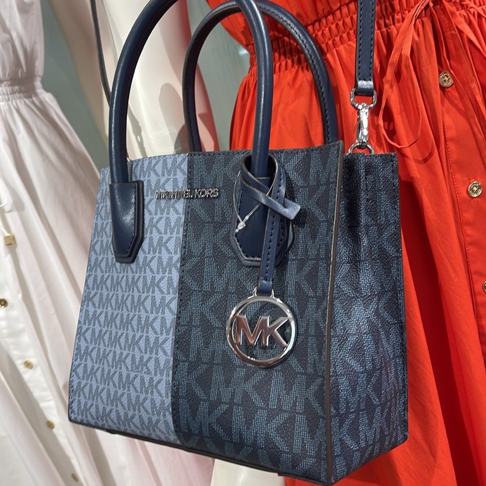 Michael Kors Blue and Black Women's Bag - Picture 7 of 16